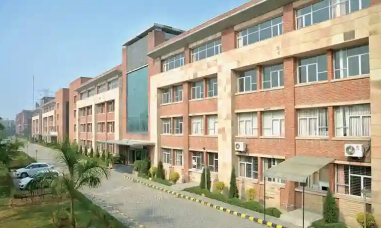 mangalmay greater noida